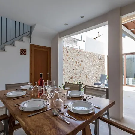 Villa Historic Townhouse Casa Bugera 3 Bedrooms Private Pool Walking Distance To Centre *