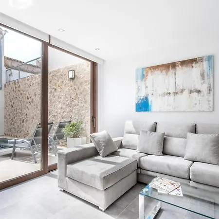 Historic Townhouse Casa Bugera 3 Bedrooms Private Pool Walking Distance To Centre *